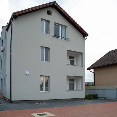Solomon Apartments Ap 2 Sîngeorgiu de Mureş Exterior foto